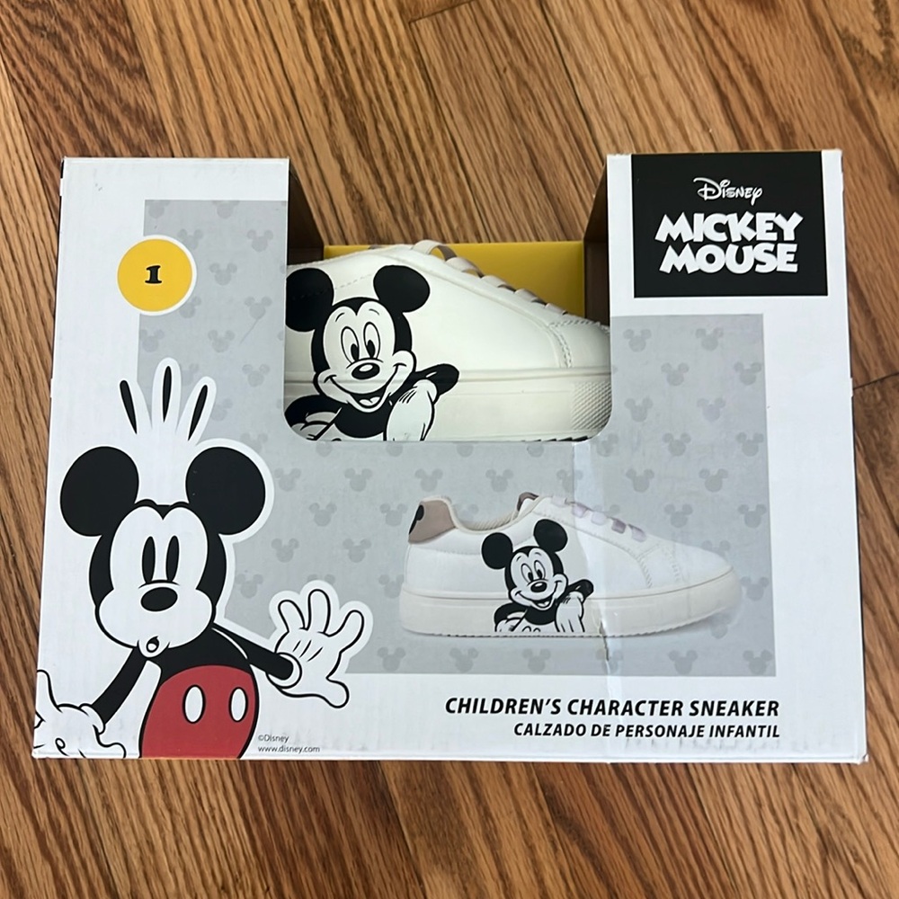 Disney Mickey Mouse Kid’s Snaeakers size 1